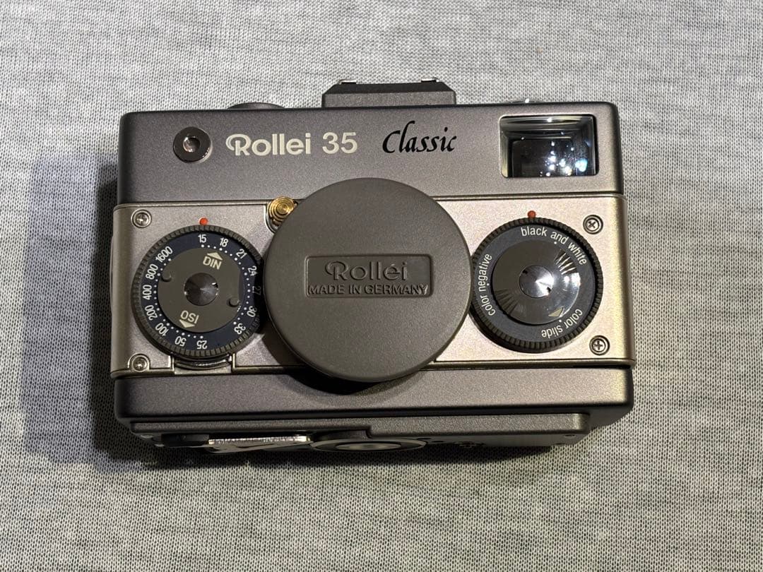 【美品】Rollei 35 Classic チタンフィルムカメラ　箱付き