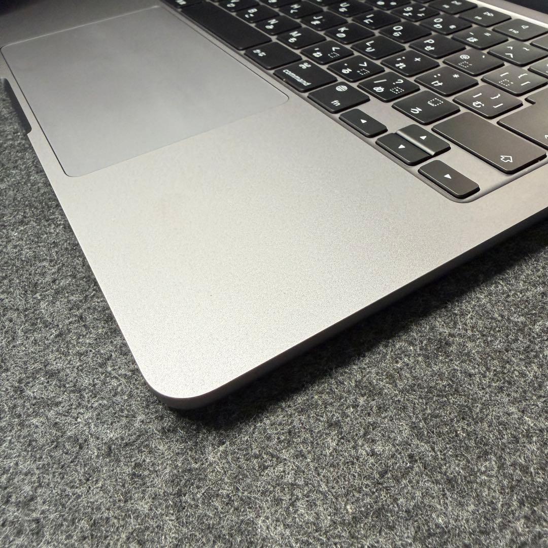 Apple MacBook Air 13.6インチ M3 16GB 256GB