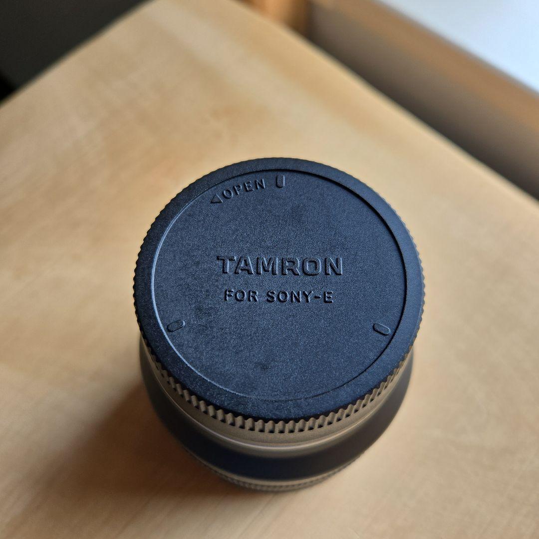 TAMRON　20mm f2.8　広角レンズ