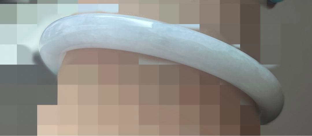 翡翠バングルA貨　無処理　ミャンマー産天然翡翠バングル　本翡翠バングル　ヒスイ