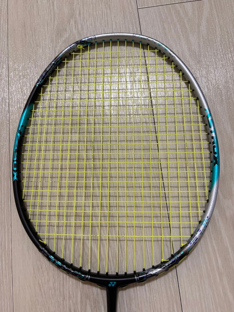 と*す様 YONEX ASTROX 88D Pro 美品 グリップ保護膜未剥離
