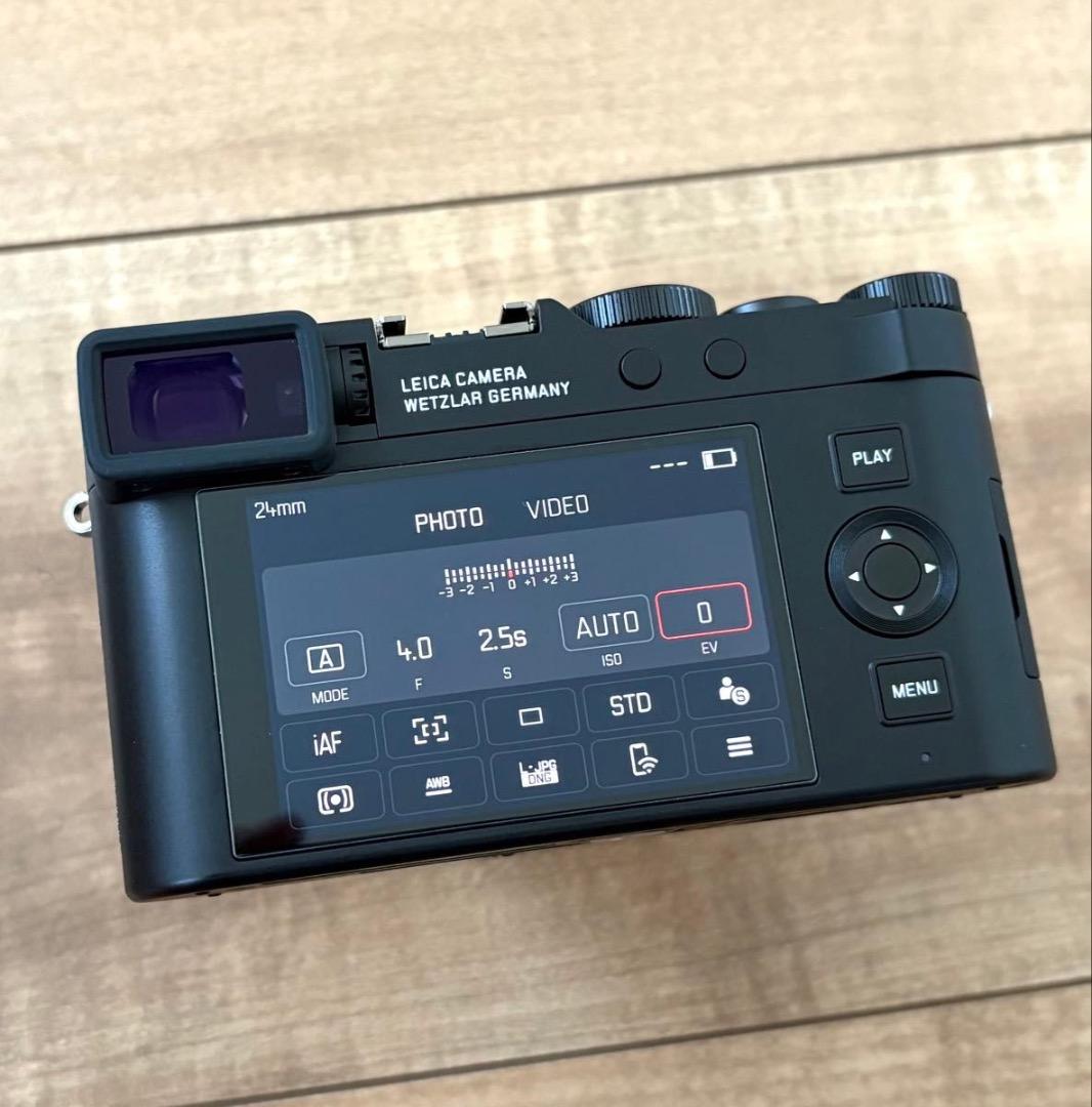 ライカ D-LUX8 LEICA ブラック SUMMILUX デジタルカメラ