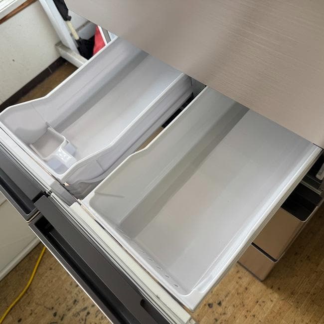 地域限定送料無料　極上美品 HITACHI 日立 冷凍冷蔵庫 R-HWS47S