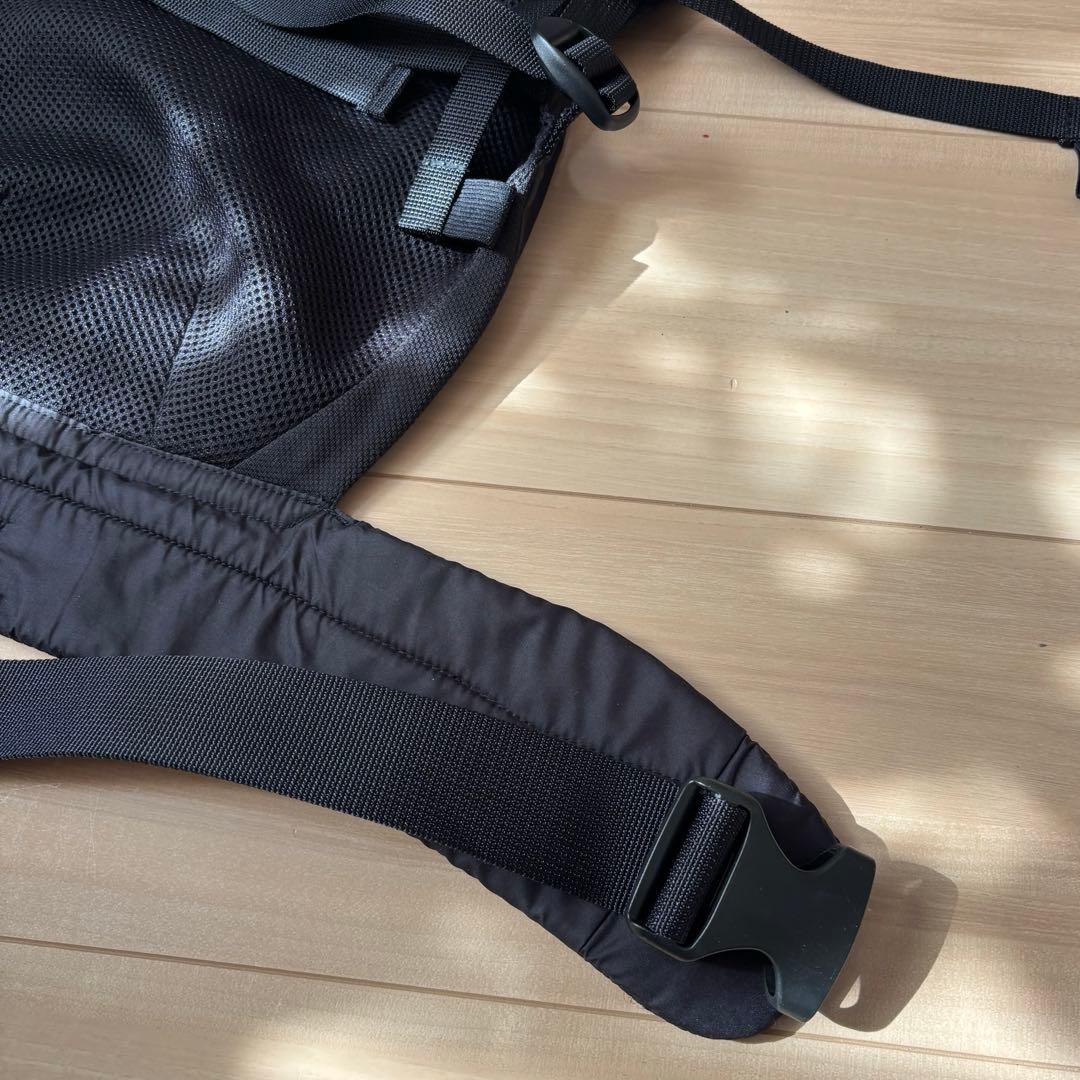 ノースフェイスTHE NORTH FACE 抱っこ紐 黒　収納袋/説明書付き