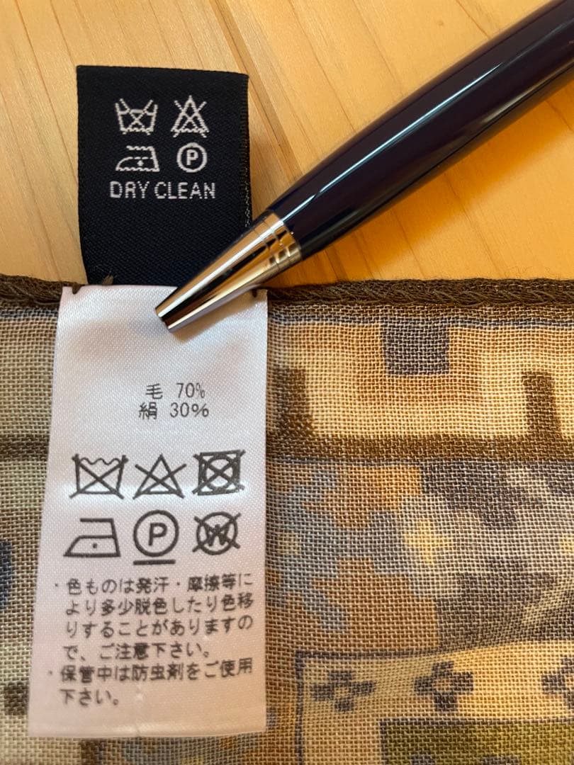 小物 Drake's scarf