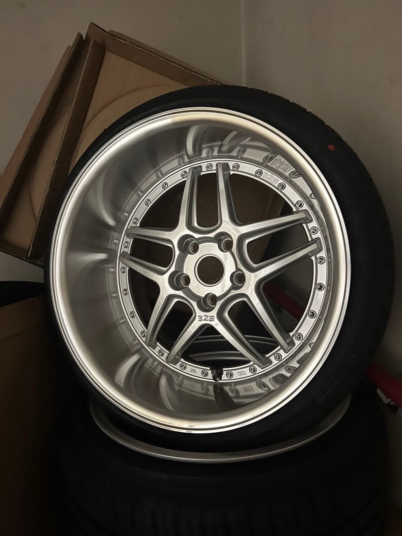 326POWERヤバKING 18inch 11j-17 5穴245/35/18