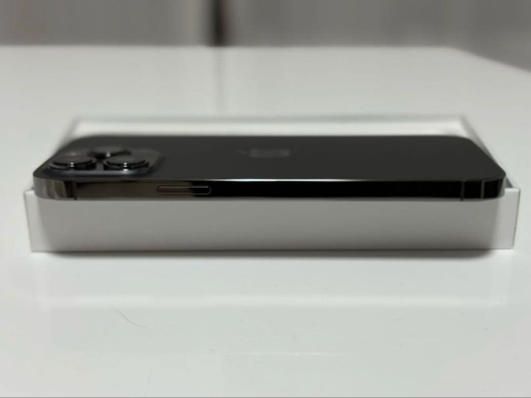 iPhone 13 Pro Max 256 GB 【極美品】 即購入OK