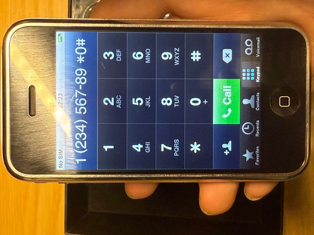 iPhone 2G 箱付属品付き シリアル番号一致 美品 日本未発売 初代