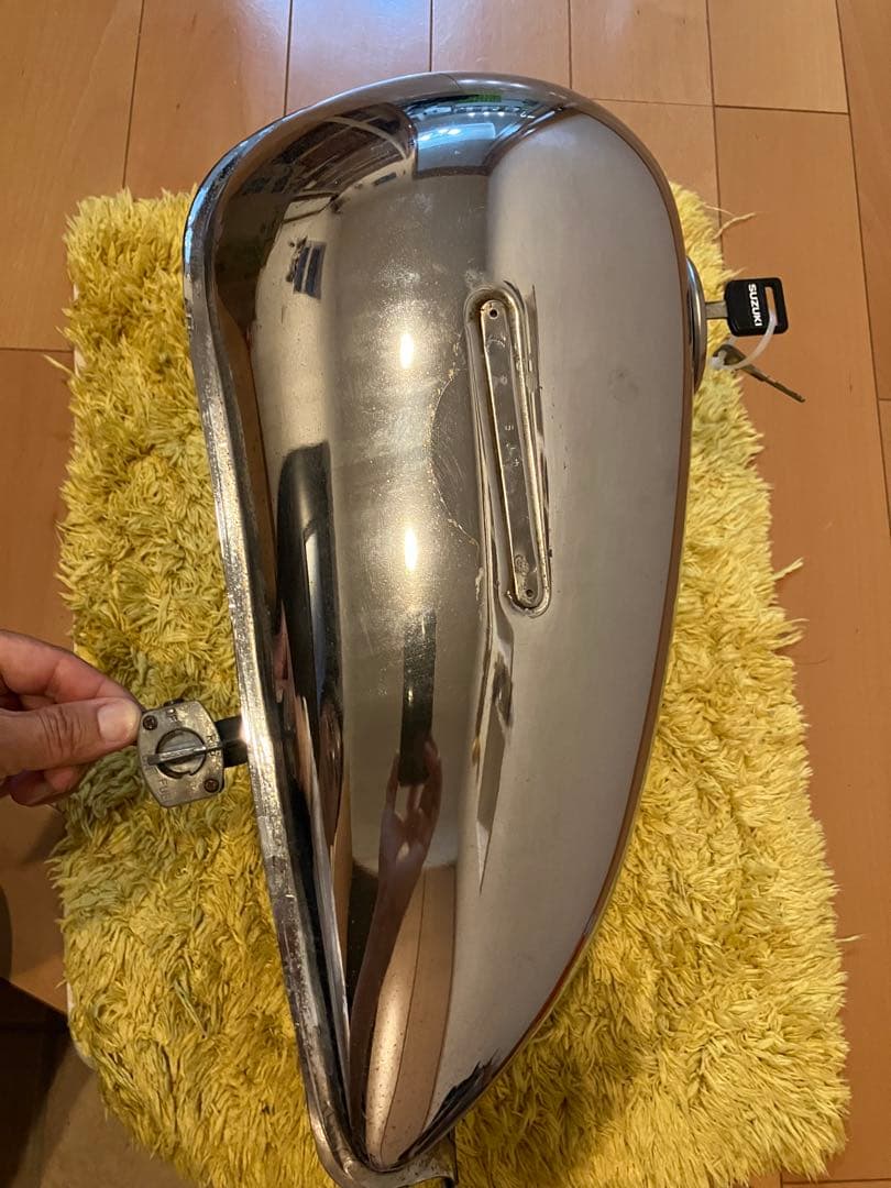 ボルティ gn125 gn250用クロムタンク メッキタンク 鍵付き