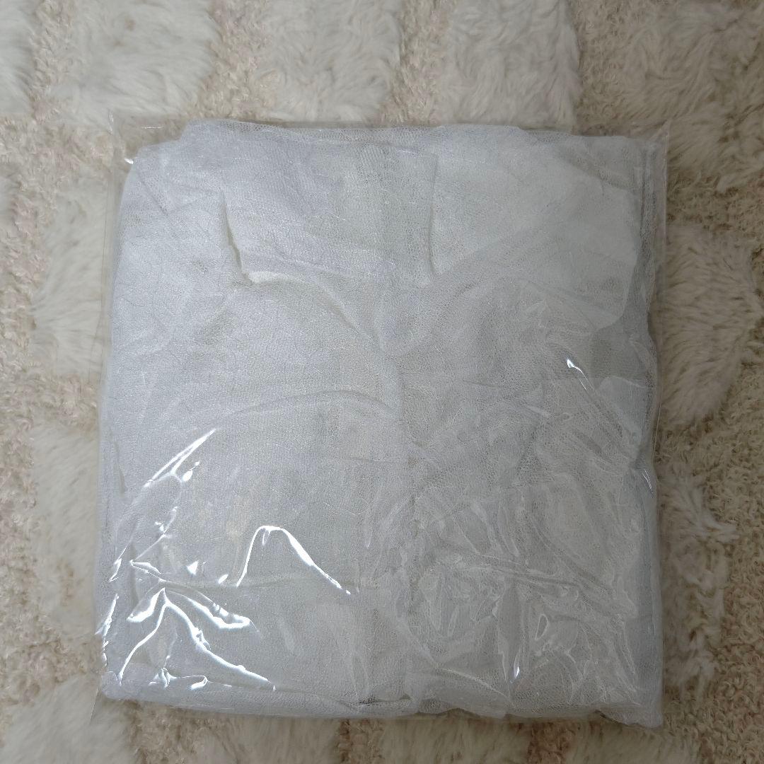 新品未使用 LITMUS Gathered Puffy Lace Top