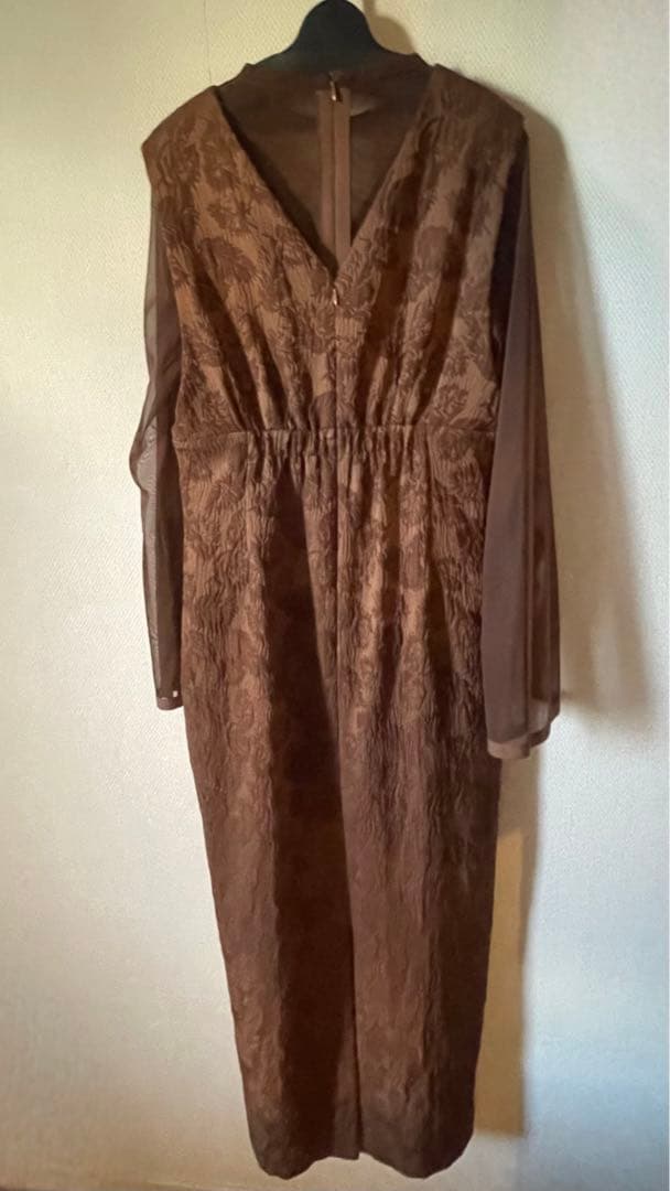 AIMER チュールブラウス付Vネックジャカードタイトパーティードレス Mサイズ