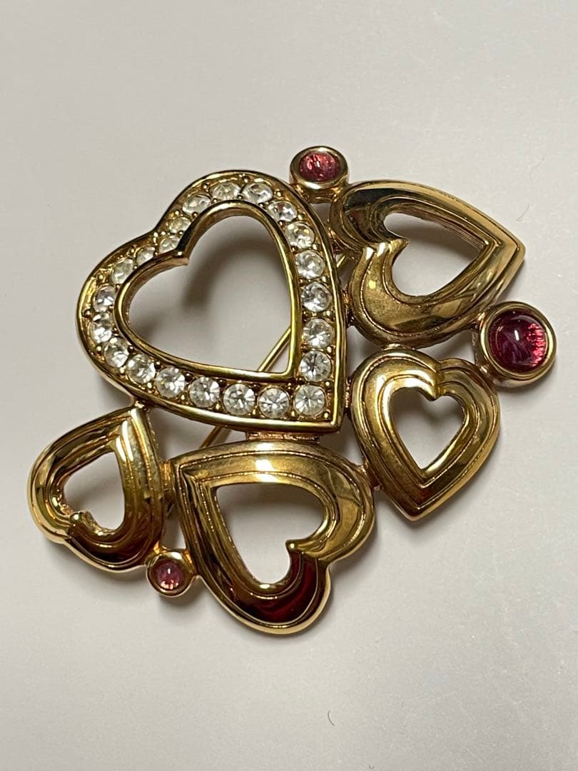 Christian Diorディオール　ハート　ブローチ　❤︎
