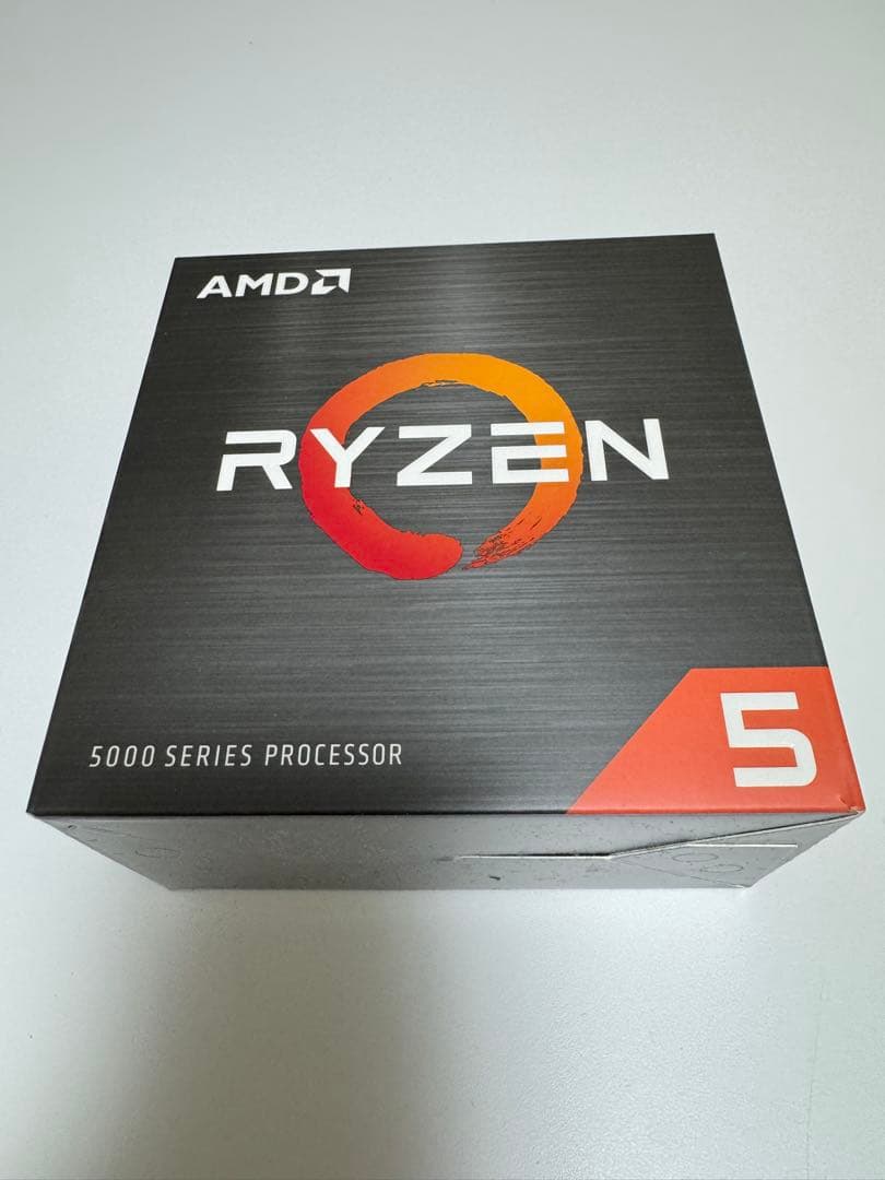 AMD Ryzen 5 5600 CPU 本体