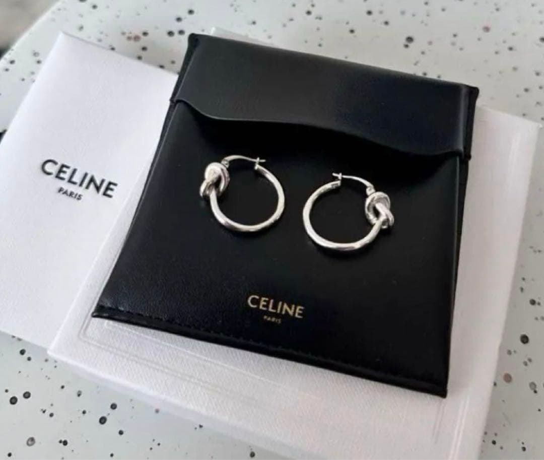 【極美品】CELENEノットスモールフープピアス シルバー 2つセット