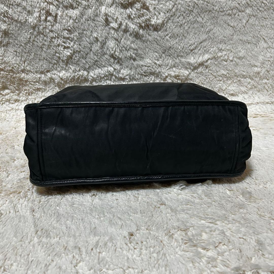 プラダ ビジネスバック ナイロン 三角ロゴ ブラック 黒 レディース メンズ