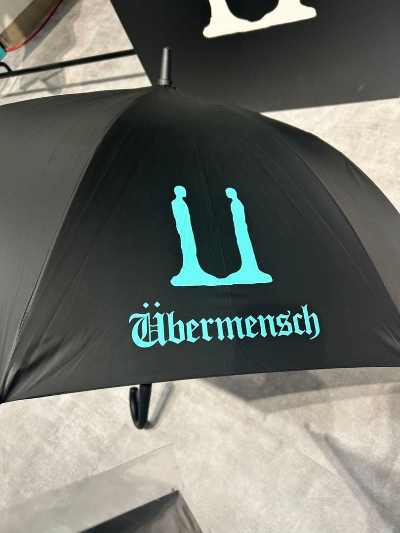 G-DRAGON Übermensch 大阪展示会　長傘