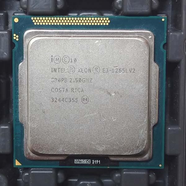 KN65-28 ジャンクIntel CPU E-1265LV3 など13枚セット