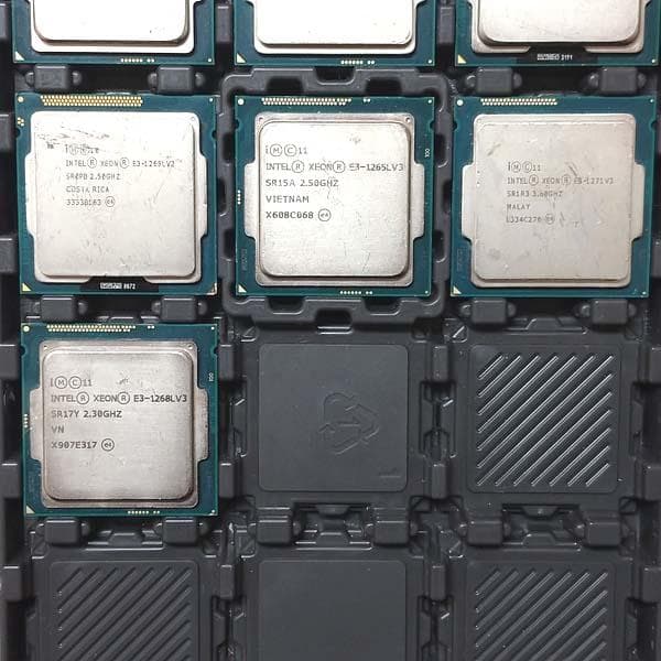 KN65-28 ジャンクIntel CPU E-1265LV3 など13枚セット