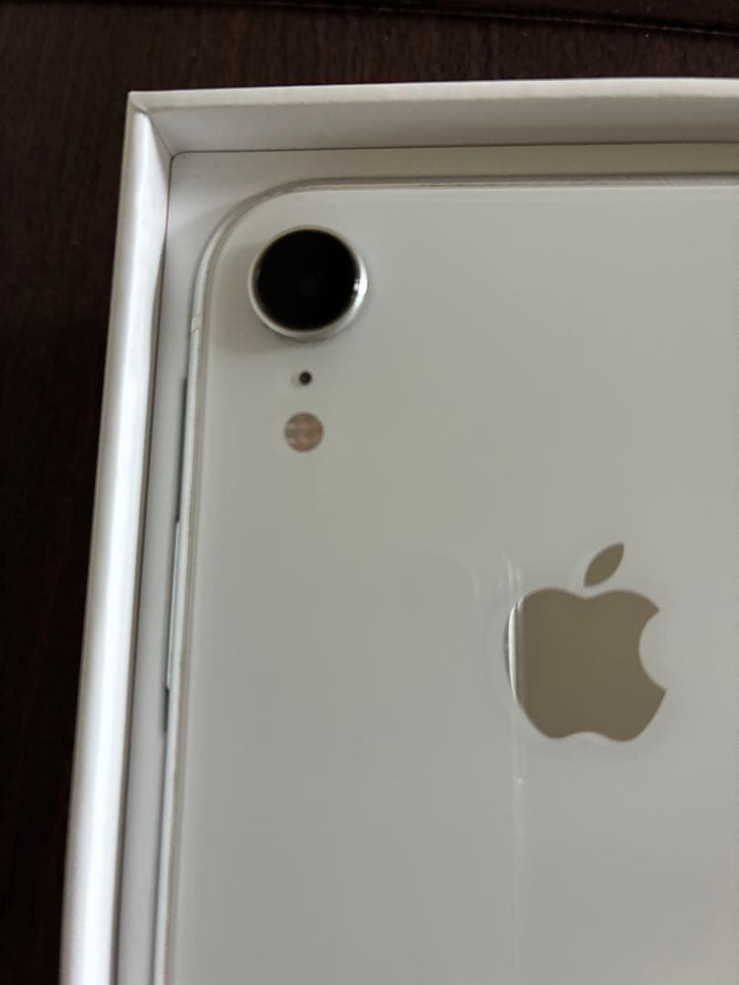【美品】Apple iPhoneXR ホワイト 128GB simフリー