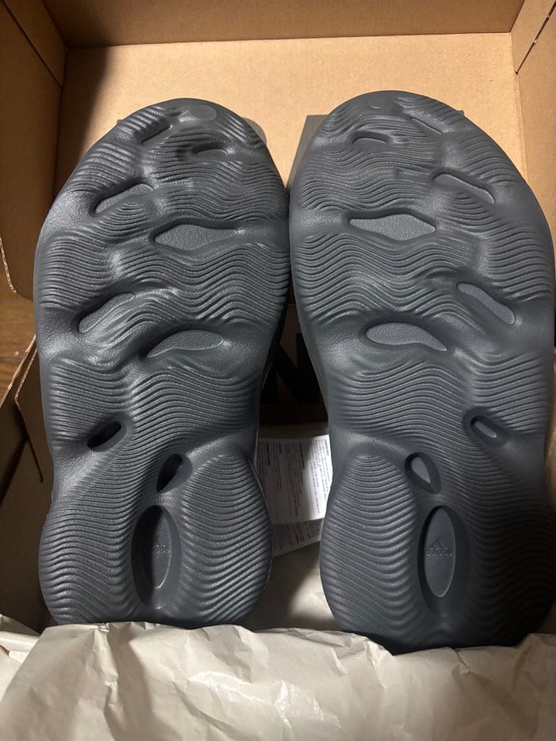 新品adidas YEEZY Foam Runner 27.5cm