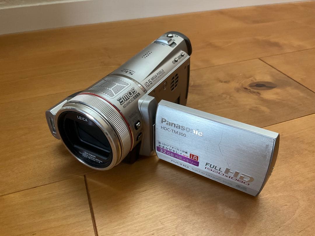 Panasonic HDC-TM300 ビデオカメラ 本体