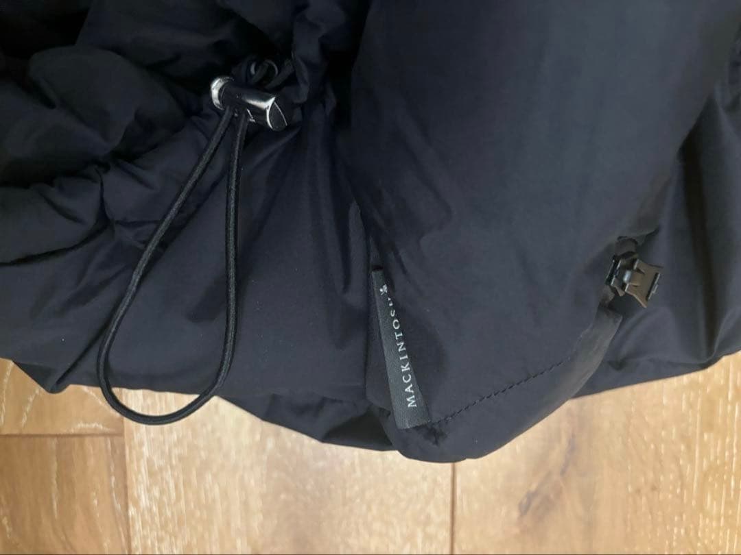 kazuh様　マッキントッシュ ダウンベスト UA別注 23AW 黒 40 美品
