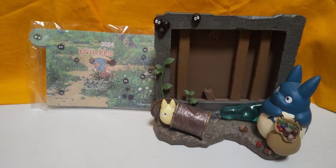 ジブリ となりのトトロ2024年ジオラマカレンダー 草壁家の軒下