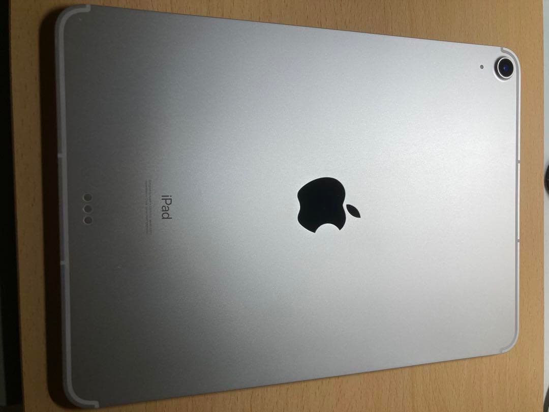 iPad Air 第4世代 256GB Wi-Fiモデル　シルバー