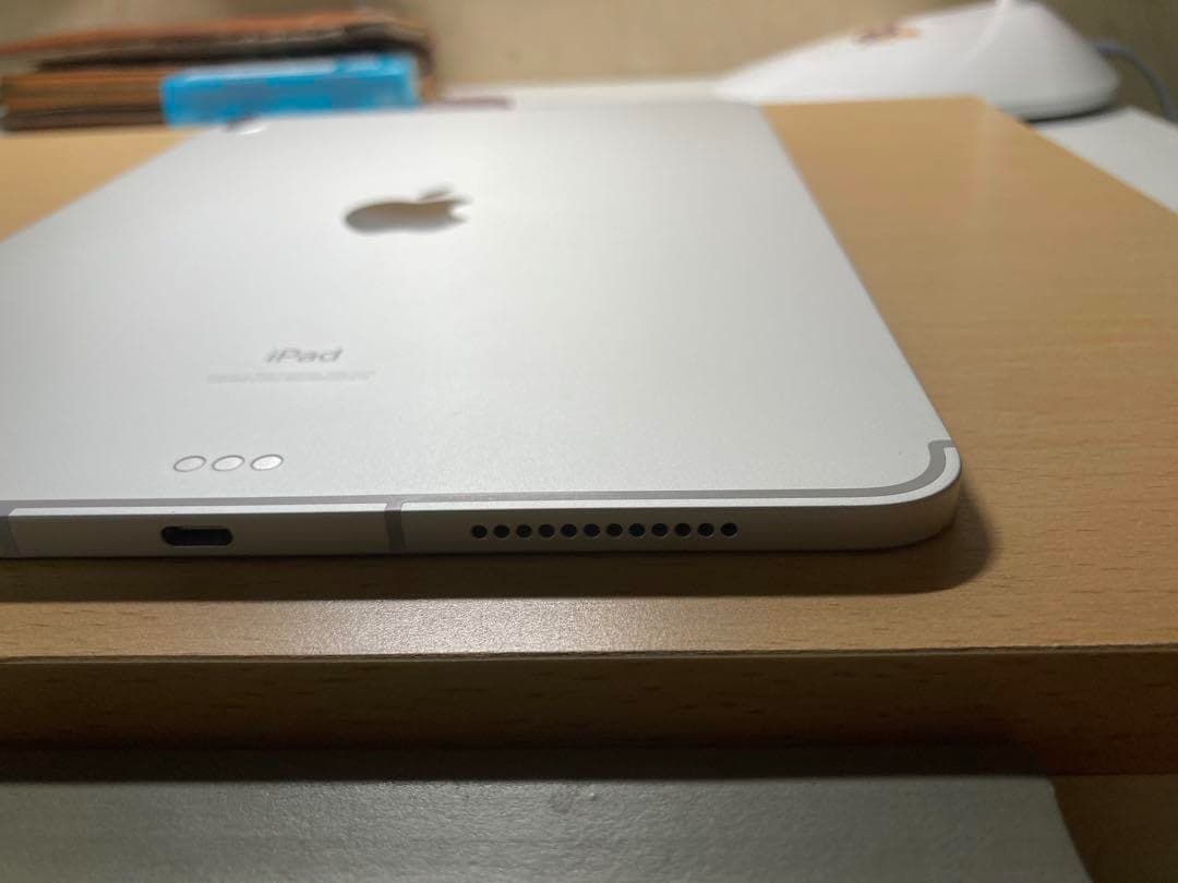 iPad Air 第4世代 256GB Wi-Fiモデル　シルバー