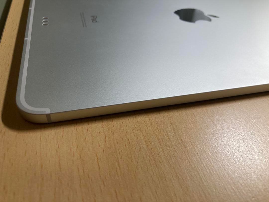 iPad Air 第4世代 256GB Wi-Fiモデル　シルバー