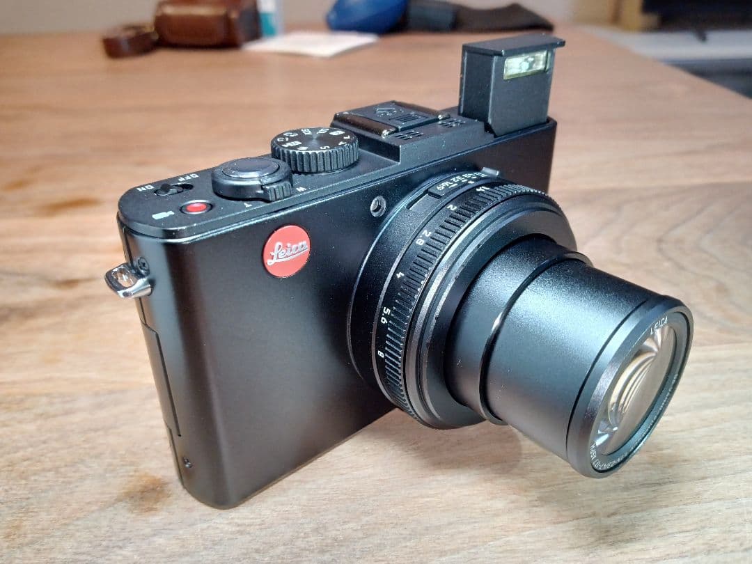 正*蔵様 【カメラケース+メンテナンスキット付き】Leica D-LUX6【返金