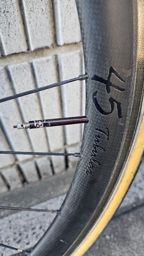 11日まで【ponkun】 アタッキ カーボンホイール