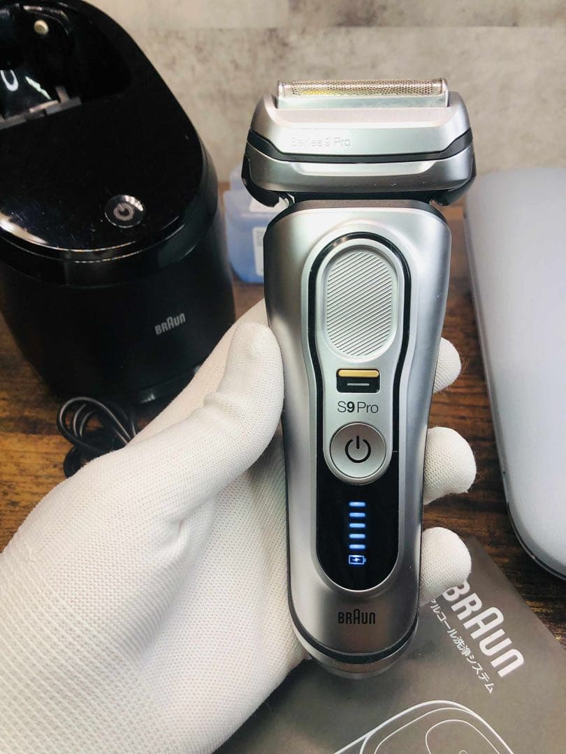 【美品】BRAUN（ブラウン）シリーズ9 Pro 9477cc メンズシェーバー