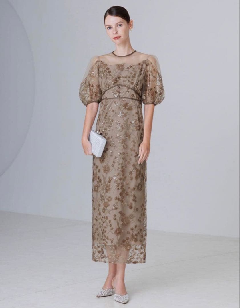 フラワーディテールパフスリーブIラインワンピースドレス