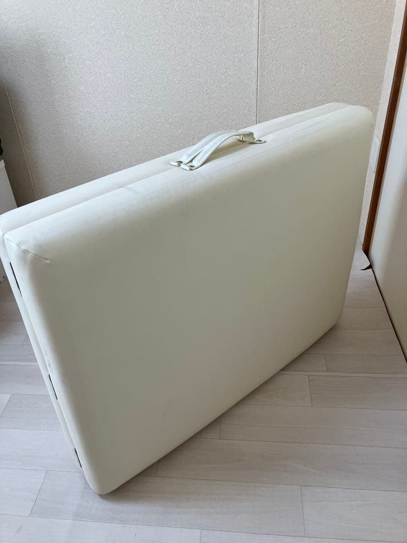 SEVEN BEAUTY 折りたたみ マッサージベッド