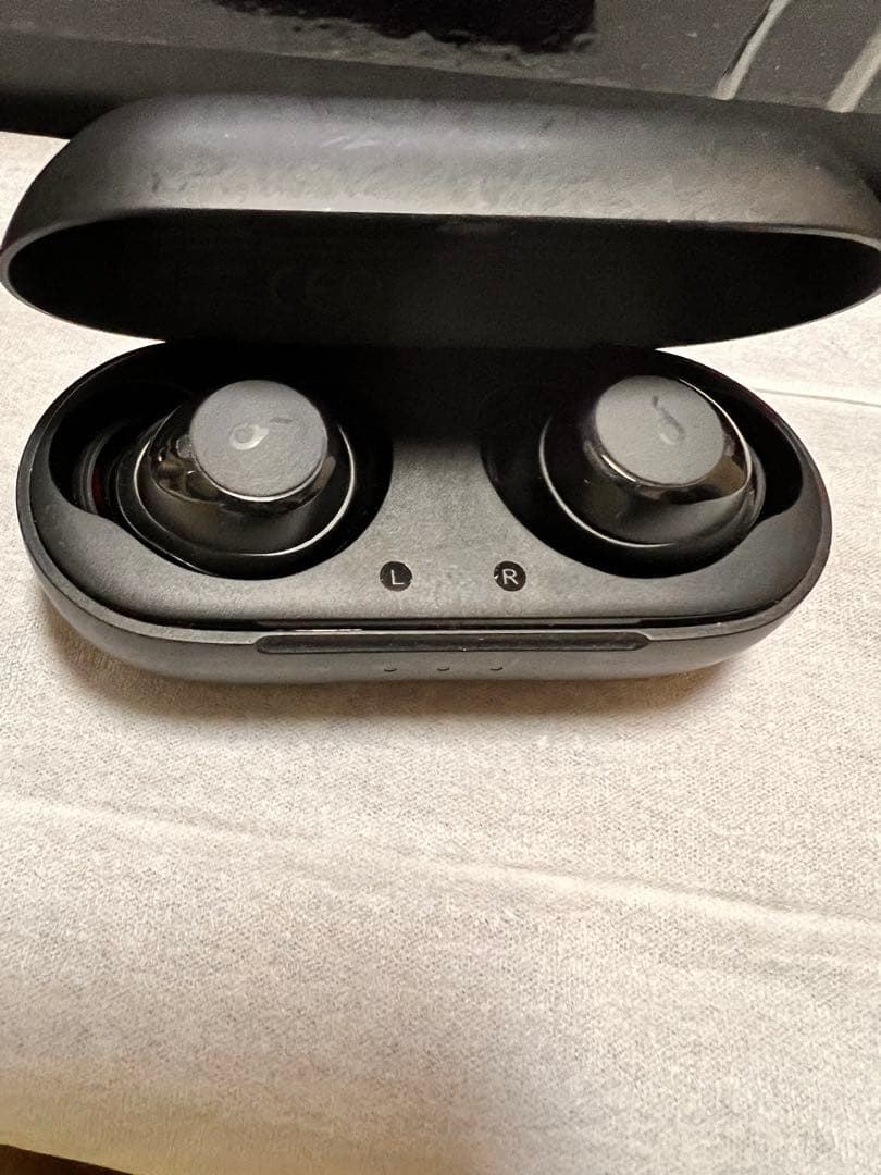 SoundCoreのワイヤレスイヤフォン