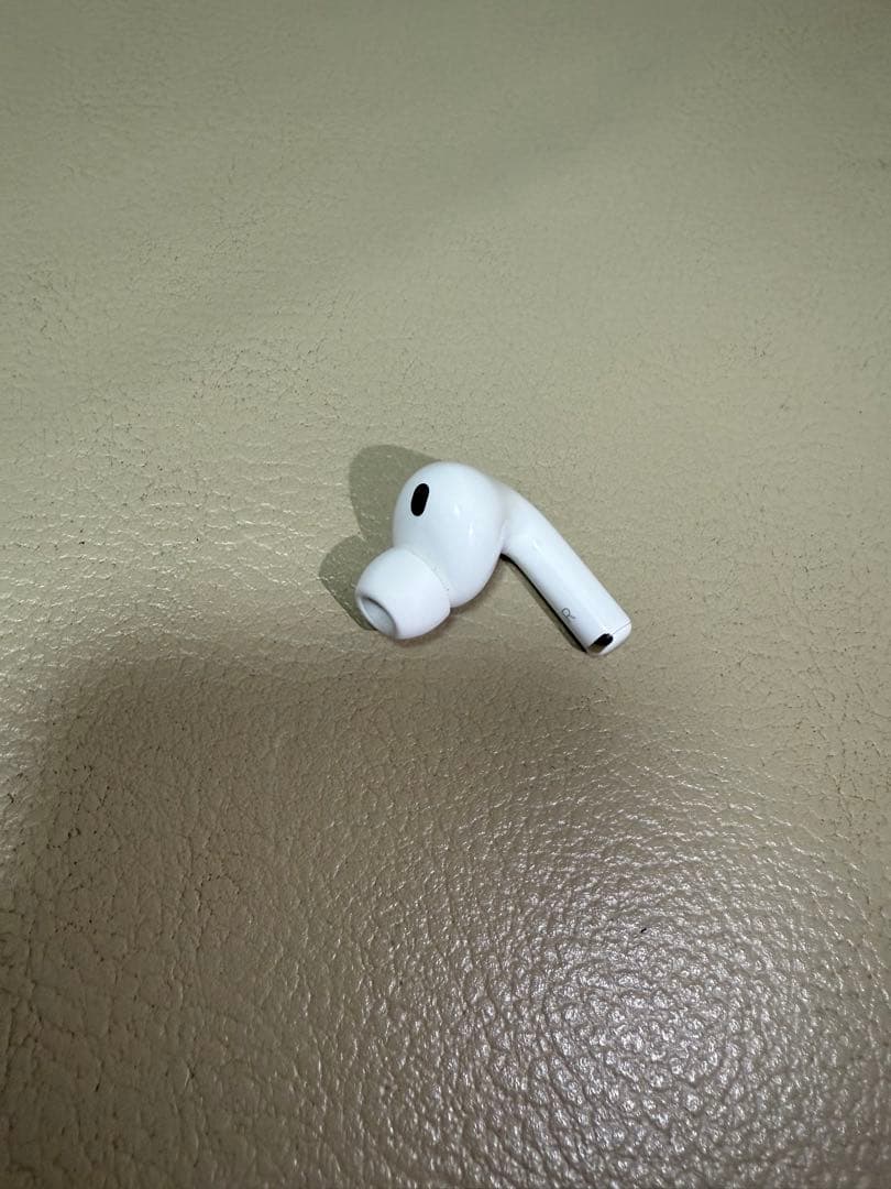 断*D様 美品　AirPods Pro 第3世代 右　右耳　A3063
