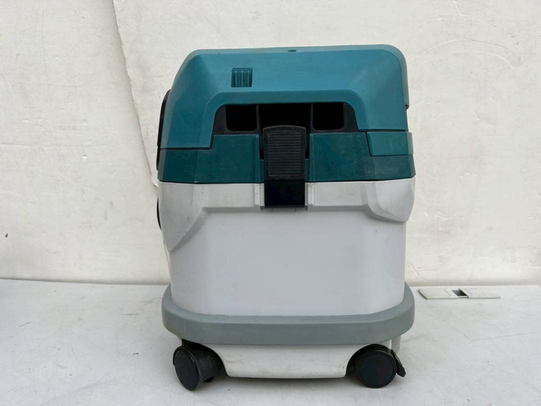 【完動品】マキタ Makita 集じん機(乾湿両用) VC1500