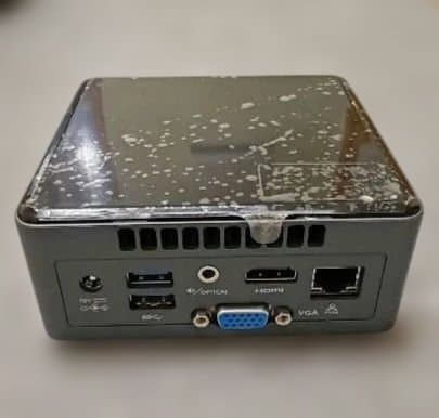 Intel NUC ミニPC Windows風 Ubuntu Linux