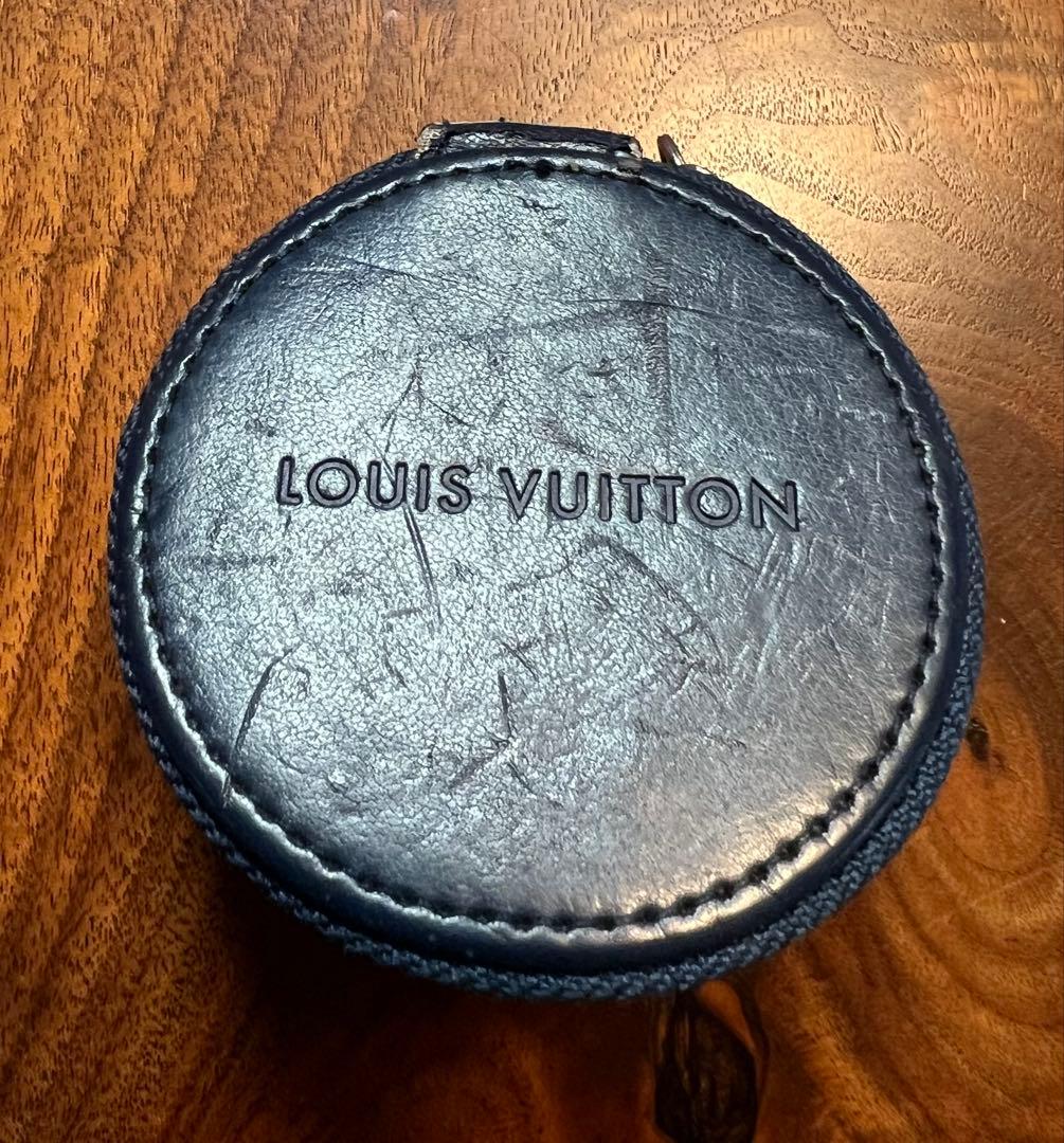 値下❗️正規品人気のホワイト❗️ルイヴィトンイヤホンEE-056A 現状渡しケース付