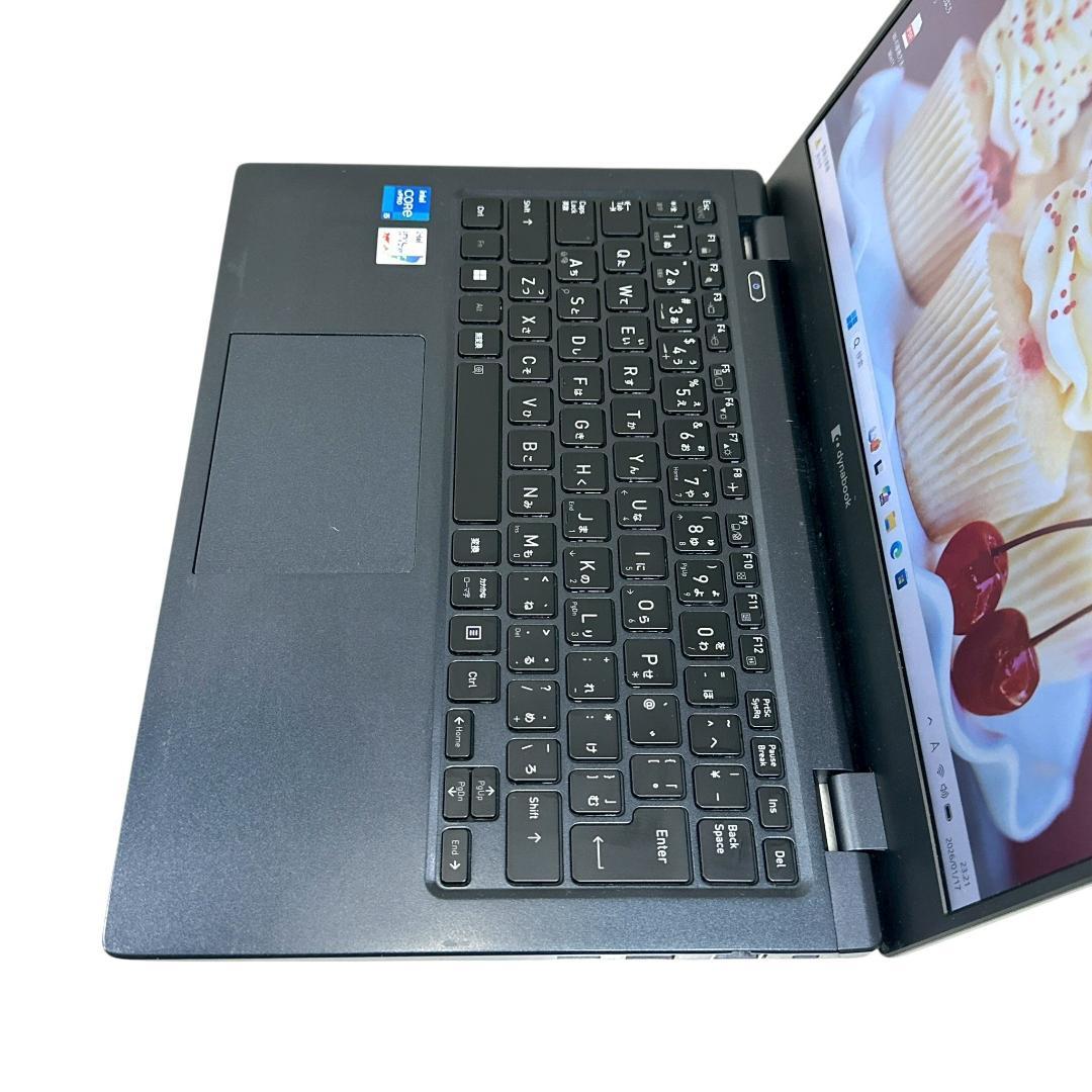 第11世代【i5搭載！G83/HU★16GB】13インチ ノートパソコン　722