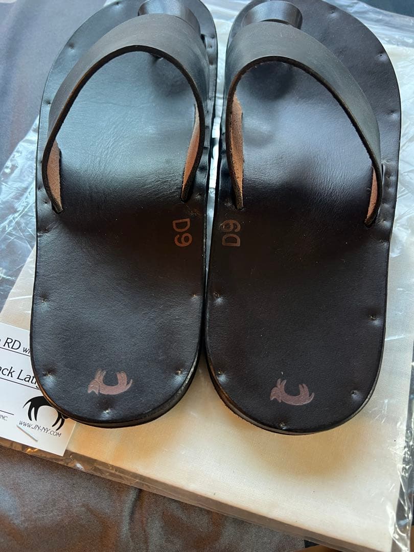 ユッタニューマン　アリス　D9