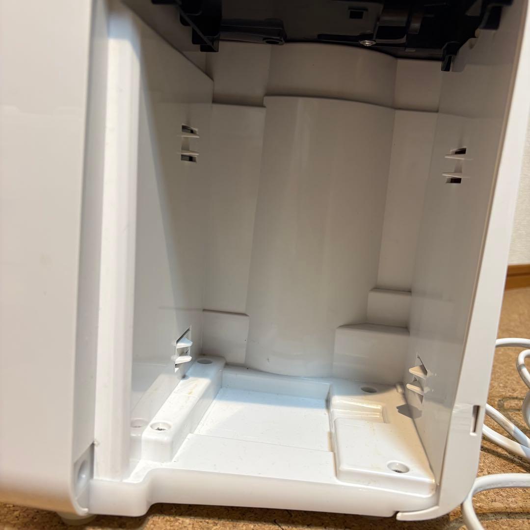 【美品】SHARP衣類乾燥機 除湿機 8畳 CV-N71-W 2022年製