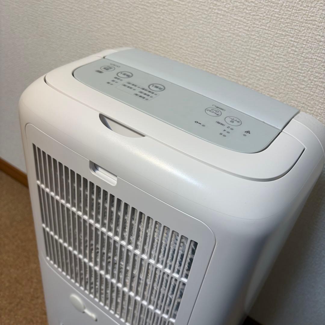 【美品】SHARP衣類乾燥機 除湿機 8畳 CV-N71-W 2022年製