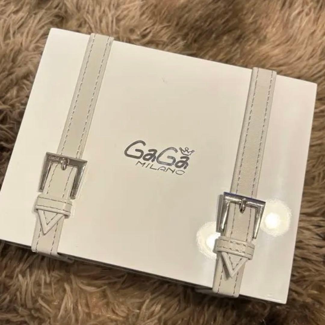 GaGa Milano 時計 シルバー　保証書つき