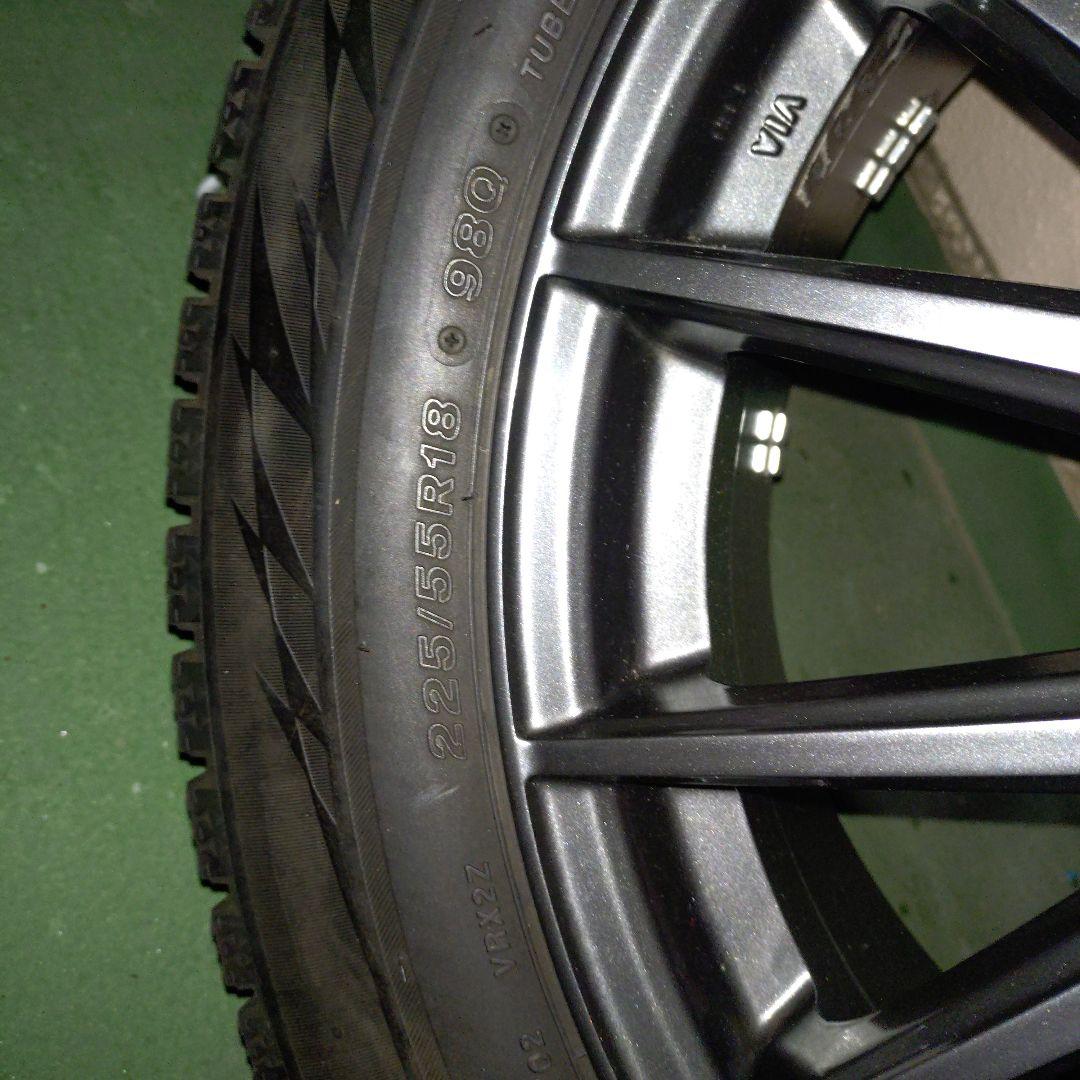 美品‼️225/55R18 BLIZZAK VRX2 スタットレスホイール　4本