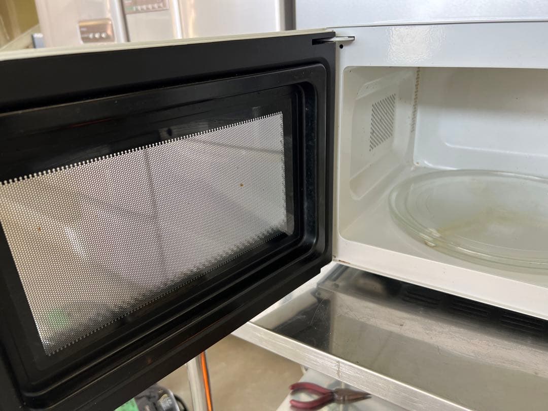 2015年式 750w SHARP 電子レンジ RE-T2-W5