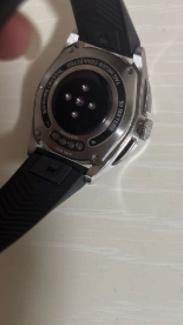 タグホイヤーコネクテッド E4 42mmスマートウォッチ　動作問題無し大きな傷無