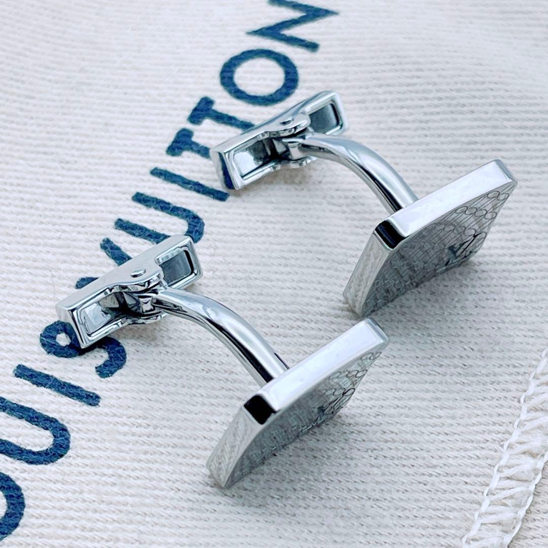 LOUIS VUITTON カフリンクス　ボタン　ブトン　ドゥ　シャンゼリゼ