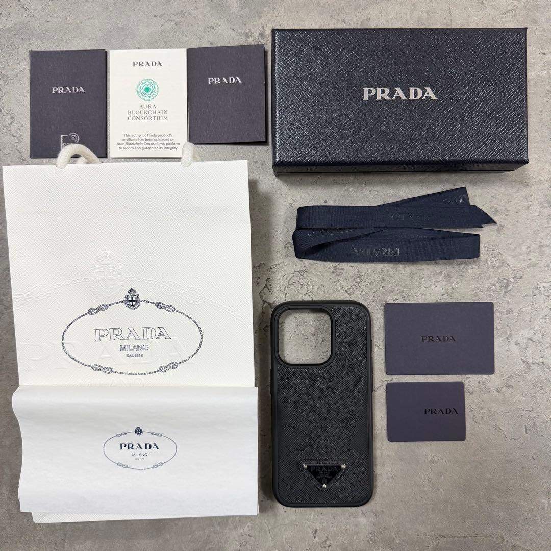 【アビニコ】PRADA iPhone15proケース